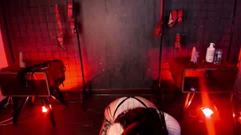 Snapshot of vampdollx chatting on September 17, 12:30 pm Vamp online show from September 17, 12:30 pm