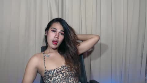 vampy_ebony_laxine online show from November 17, 7:44 am