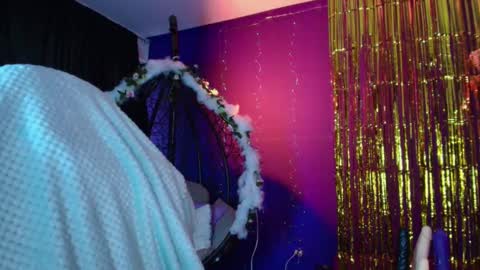 Vanelope online show from October 22, 7:15 pm