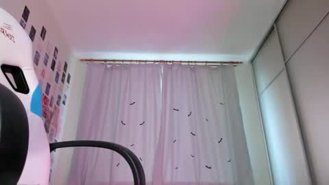 Vanessa online show from May 24, 5:47 am