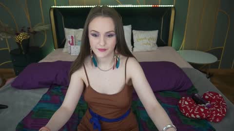 Snapshot of vanessabeautyy chatting on February 5, 10:11 pm vanessabeautyy online show from February 5, 10:11 pm