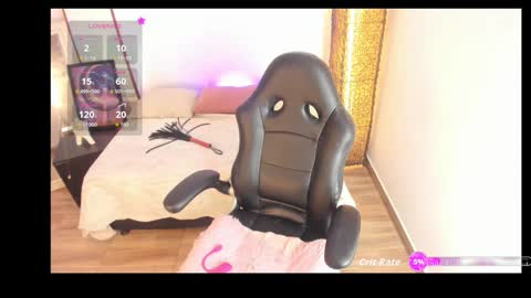 Angie  online show from October 9, 8:09 am