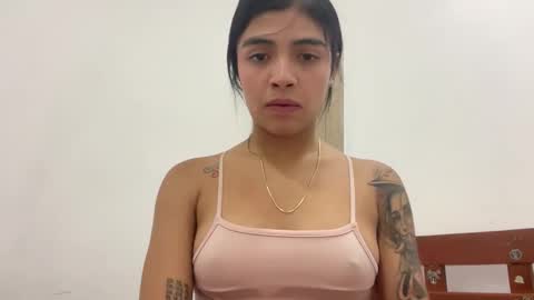 Vanessaowens1 online show from March 28, 4:47 am