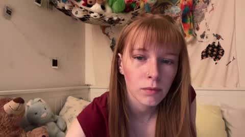 Vanessa  online show from May 2, 11:43 pm