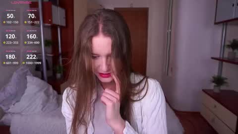 Luna online show from February 1, 6:16 pm