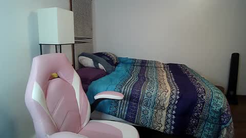 vanfairy526 online show from March 31, 10:05 am