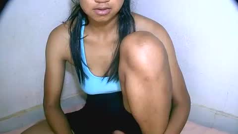 vanih27 online show from March 4, 6:38 pm