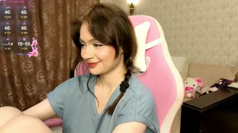   Mila    online show from May 5, 10:04 pm