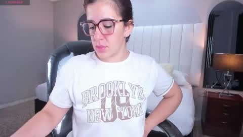 Karine online show from October 31, 11:43 am