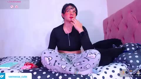 Vanesa online show from November 18, 12:02 am