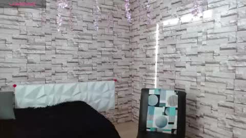 Snapshot of vanse_lust chatting on October 3, 9:45 pm Karuna online show from October 3, 9:45 pm