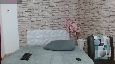 Snapshot of vanse_lust chatting on February 11, 2:03 am Karuna online show from February 11, 2:03 am