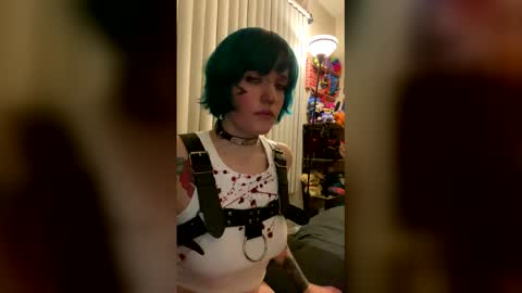 Vault Slut 111  online show from March 17, 5:01 am