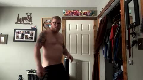 vaxildon13 online show from January 18, 4:49 pm