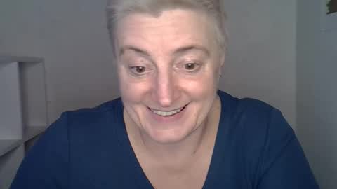 vea_motty online show from February 18, 3:01 pm