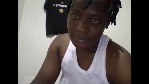Vee tommy online show from May 16, 5:04 am