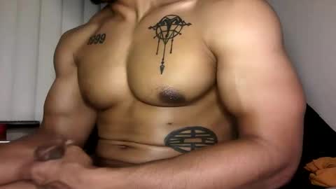 Vegas Love online show from November 29, 9:06 am