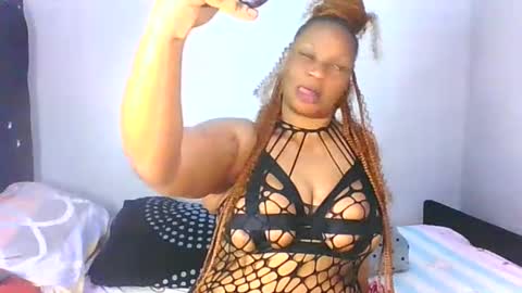 velour_eclipse online show from January 14, 1:24 am