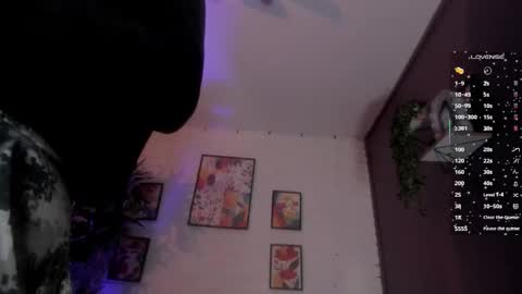 Isabella  online show from December 18, 11:05 am