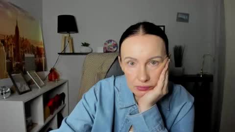 Jasmine online show from February 6, 7:12 am