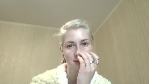 Velvet Pearl online show from July 11, 1:14 pm