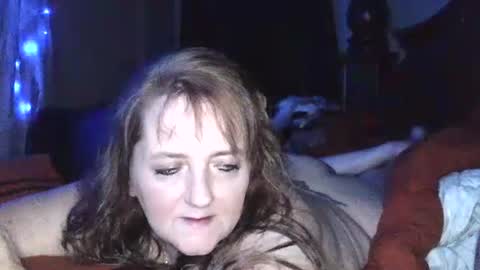 Velevetrose68 online show from November 9, 8:29 am