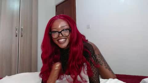 COCO XOXO online show from March 29, 8:49 am