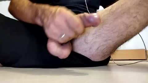 Snapshot of venosade40 chatting on September 27, 6:05 pm venosade40 online show from September 27, 6:05 pm