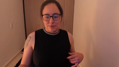 Venus online show from October 12, 9:16 pm