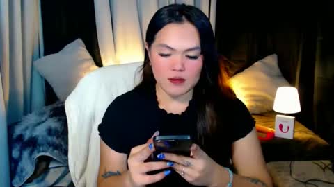 I am Colly Your mystery girl online show from October 18, 9:02 am