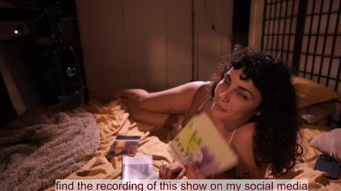 Bella online show from November 27, 6:48 pm