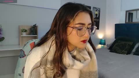 Snapshot of venus_steffen chatting on October 6, 12:34 pm Mia online show from October 6, 12:34 pm