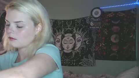 Miss Venus online show from October 23, 12:01 am