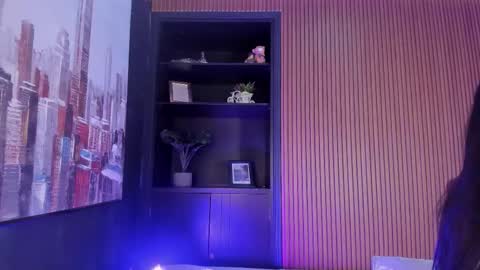 Venus online show from February 7, 10:35 pm