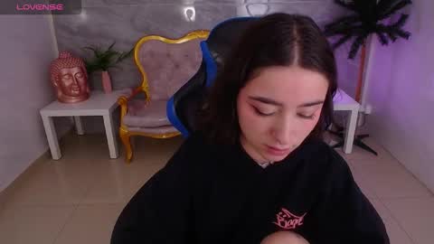 venuss online show from November 29, 3:19 pm