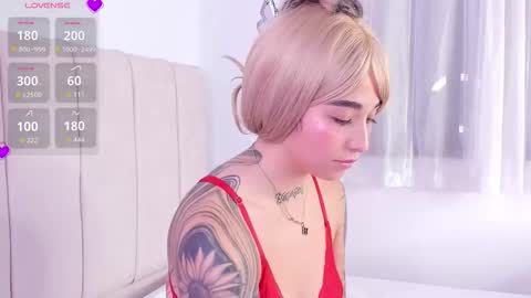 Shelly online show from October 27, 12:43 am