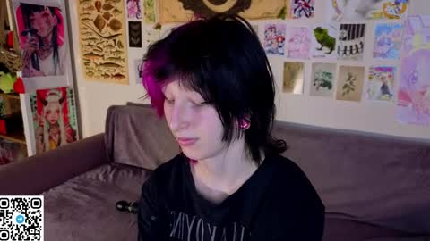 Erica online show from May 25, 8:37 pm