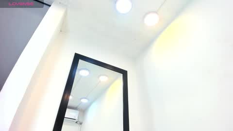 vera online show from March 24, 12:00 pm