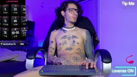 vergil_noir online show from June 10, 6:23 am