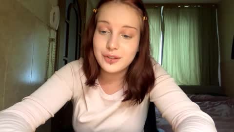 Lily online show from March 4, 11:29 am