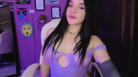 veronica_118 online show from September 18, 3:32 am