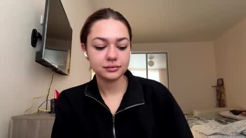 veronicabarker online show from March 11, 2:09 pm