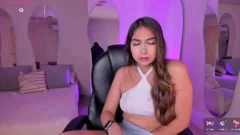 veronicablue1 online show from July 14, 10:21 am
