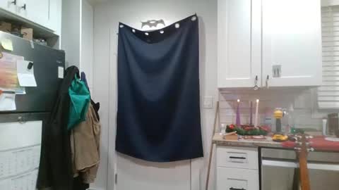 verysmallpeni online show from December 16, 8:09 am