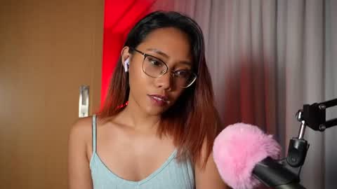 Vexa Nyx online show from June 20, 1:50 pm