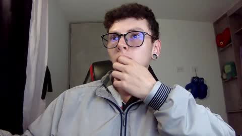 Vicent Brais online show from December 15, 5:13 am