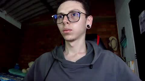 Vicent Brais online show from December 22, 5:11 am