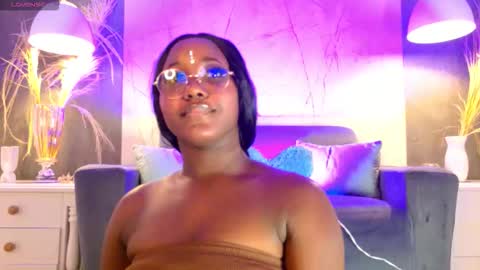 Vicky Walles online show from October 23, 4:47 am