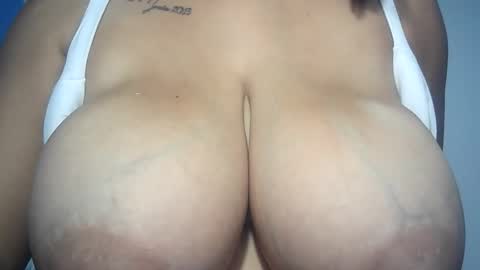 vickyblush8 online show from February 25, 2:42 pm