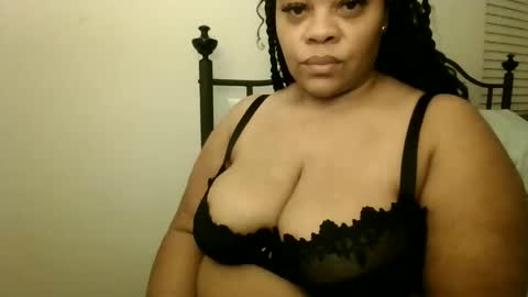 Snapshot of vickycake chatting on February 3, 2:58 am Vicky Cake online show from February 3, 2:58 am